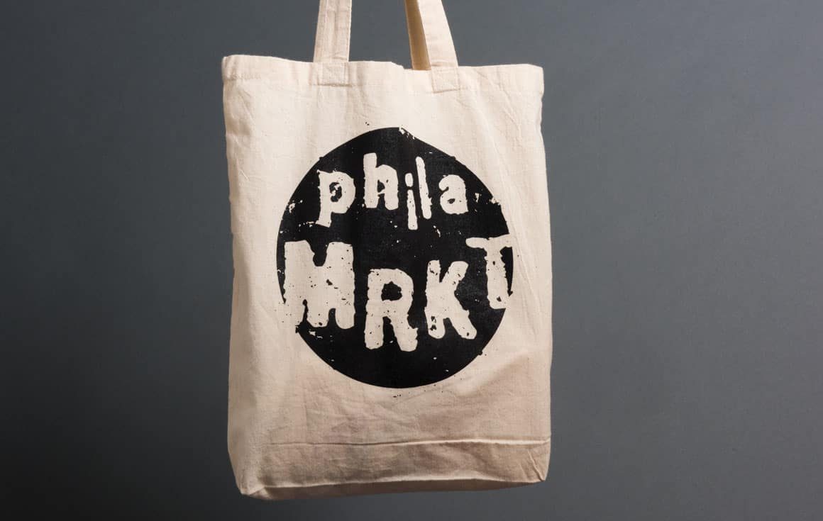 Logo tote bag